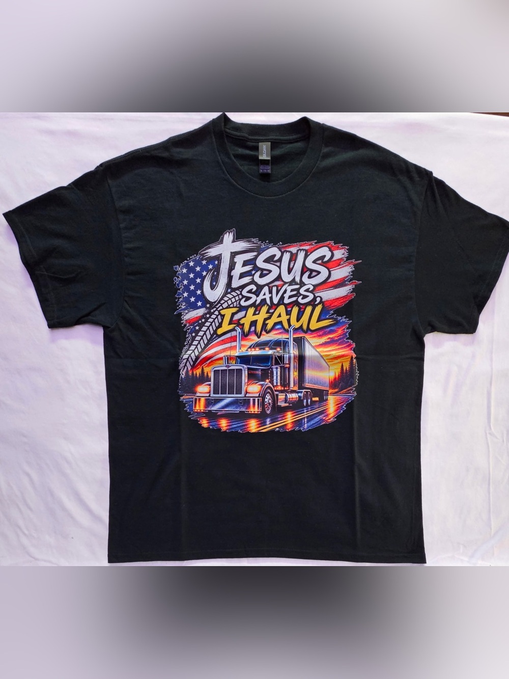 Men's Black 'Jesus Saves, I Haul' Graphic Tee
